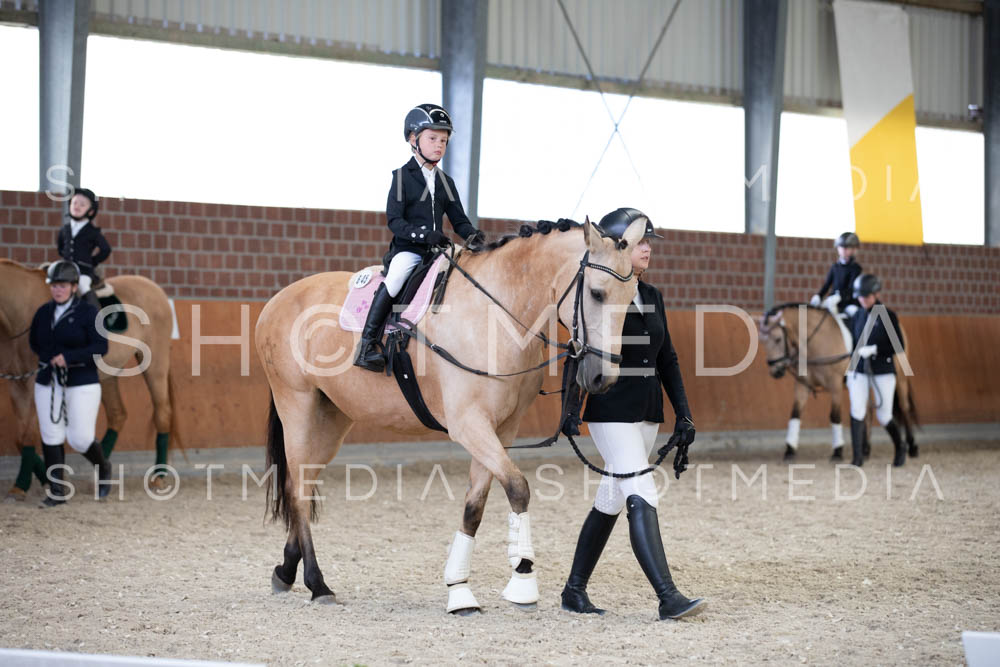 0010-250607-153442-Fuehrzuegel