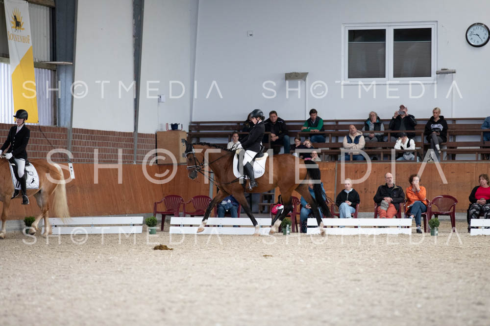 0016-250607-165354-DressurreiterWB