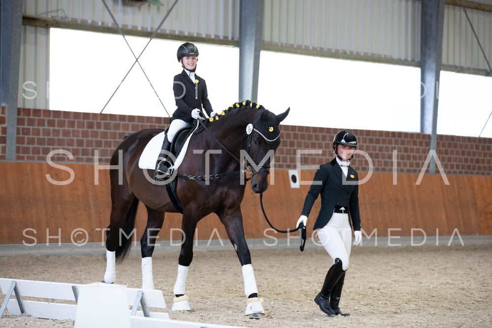 0021-250607-153511-Fuehrzuegel