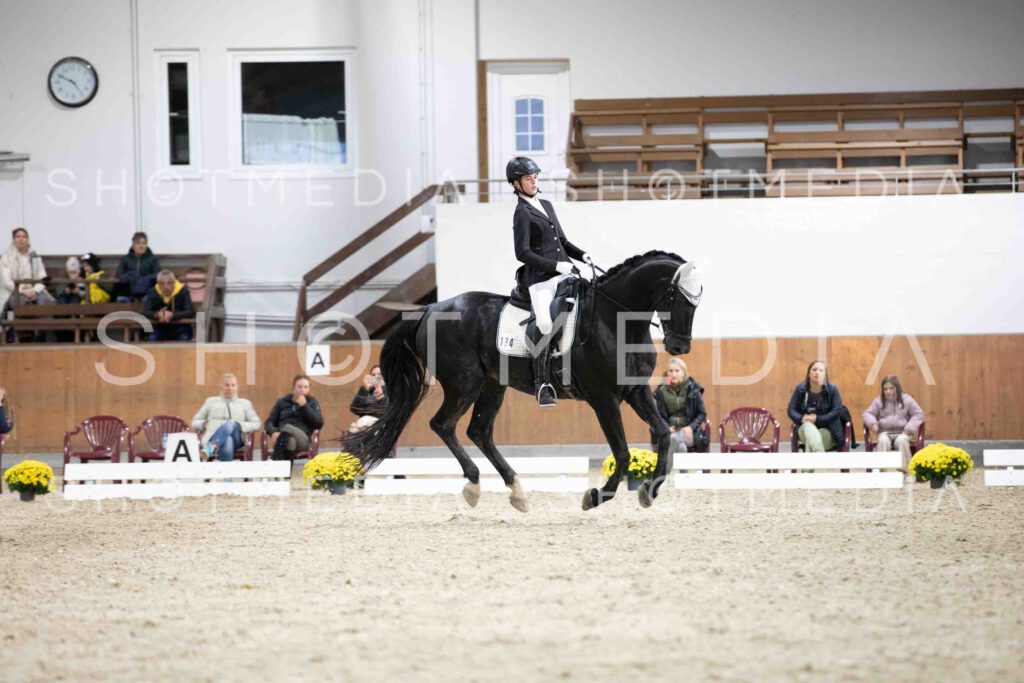 0022-165819-KlasseE-Herbst25