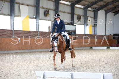 0033-250607-133632-KlasseL182