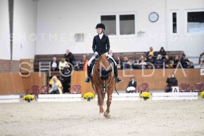 0035-154626-Dressurreiter-Herbst25