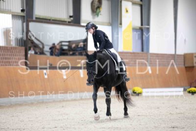 0036-154628-Dressurreiter-Herbst25