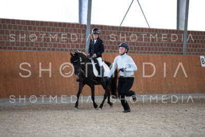 0042-250607-154910-Fuehrzuegel