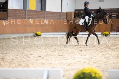 0044-170334-KlasseE-Herbst25