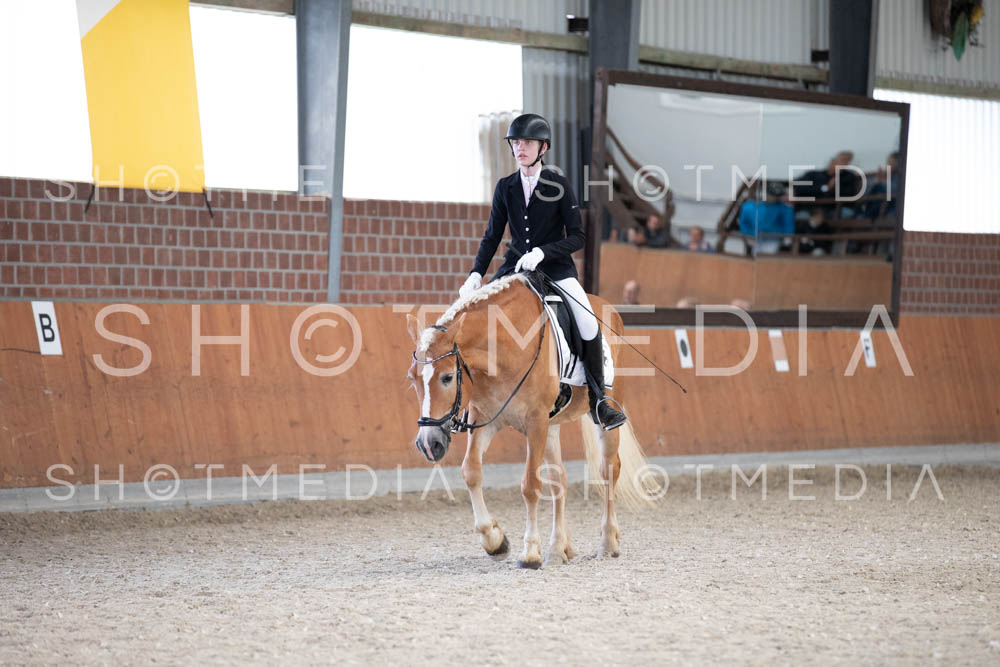 0044-250607-165734-DressurreiterWB