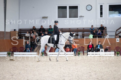 0047-250607-170037-DressurreiterWB