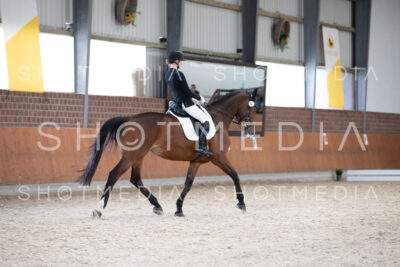 0048-250607-133901-KlasseL182