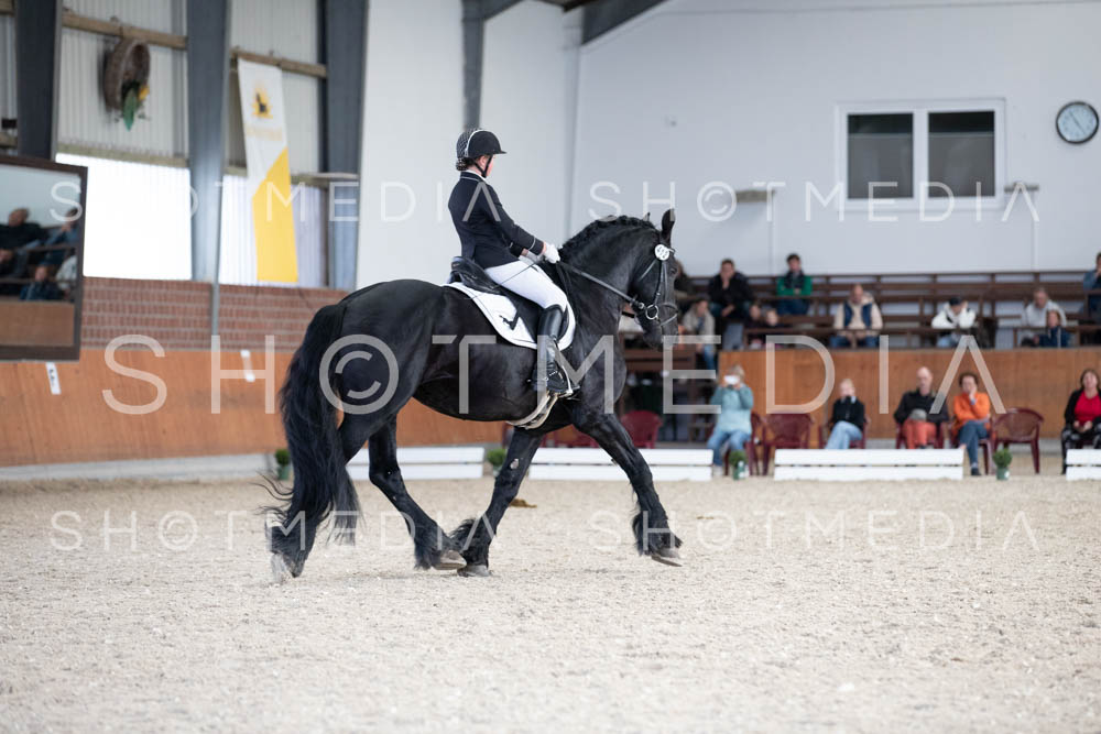 0052-250607-170127-DressurreiterWB