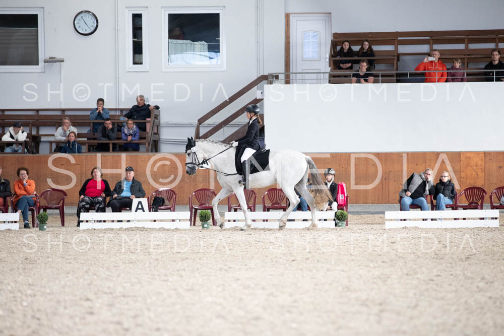 0057-250607-170146-DressurreiterWB