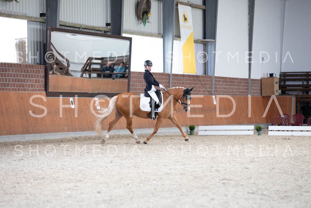 0062-250607-134429-KlasseL182