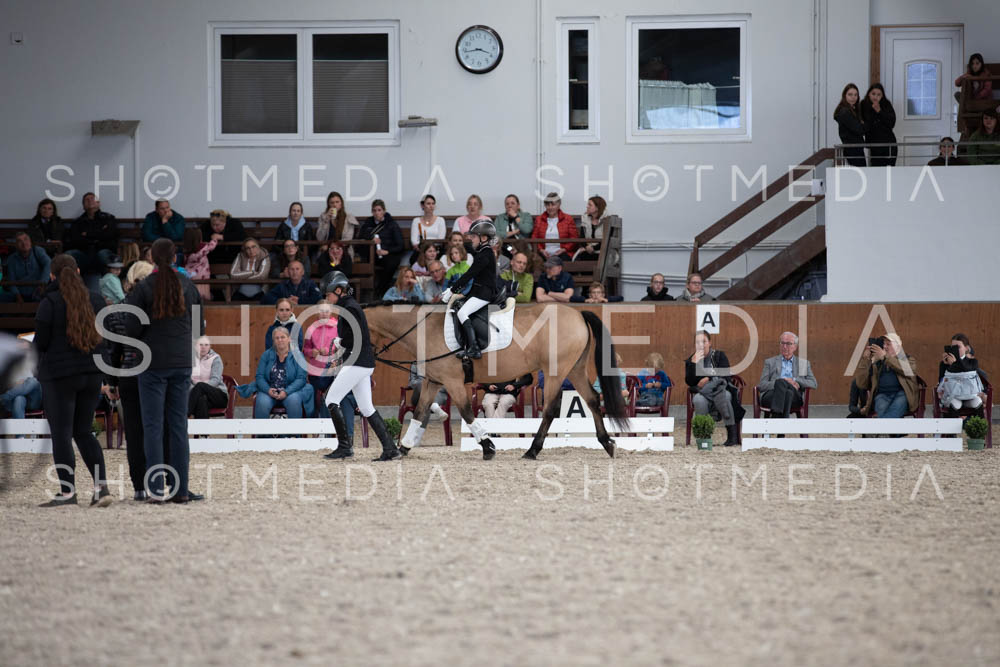 0064-250607-155028-Fuehrzuegel