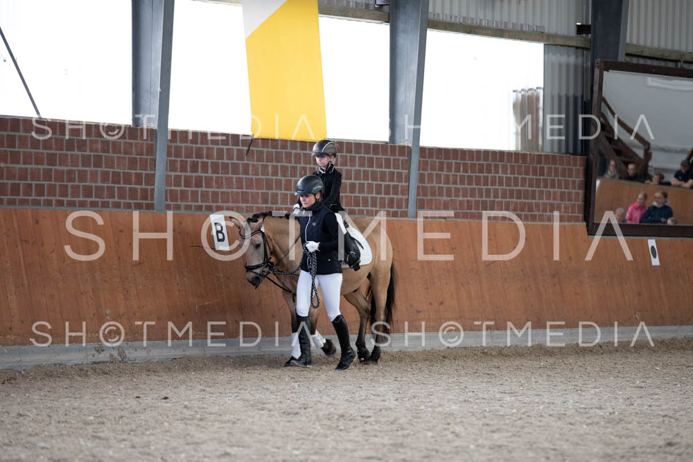 0066-250607-155037-Fuehrzuegel