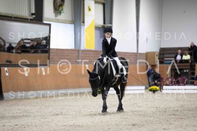 0074-155416-Dressurreiter-Herbst25