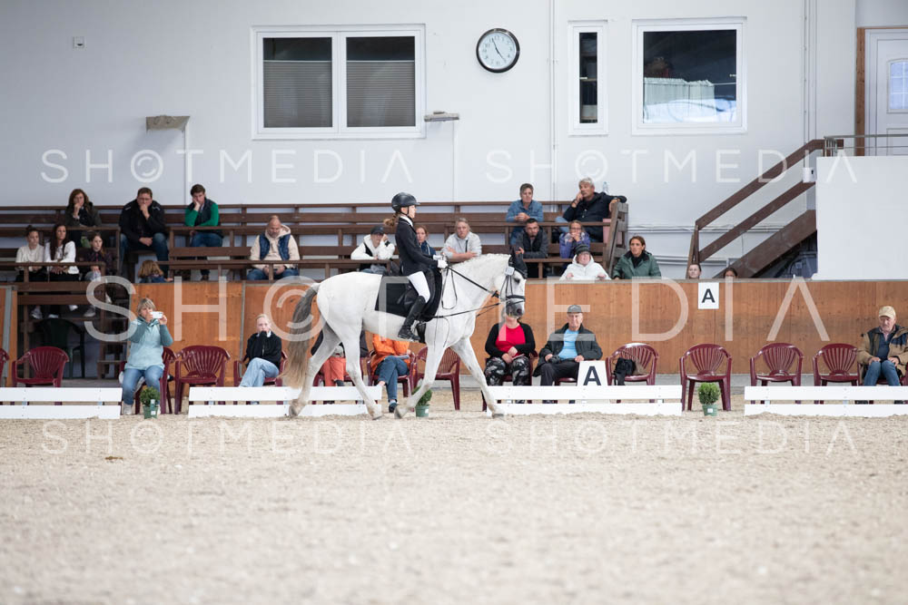 0076-250607-170331-DressurreiterWB