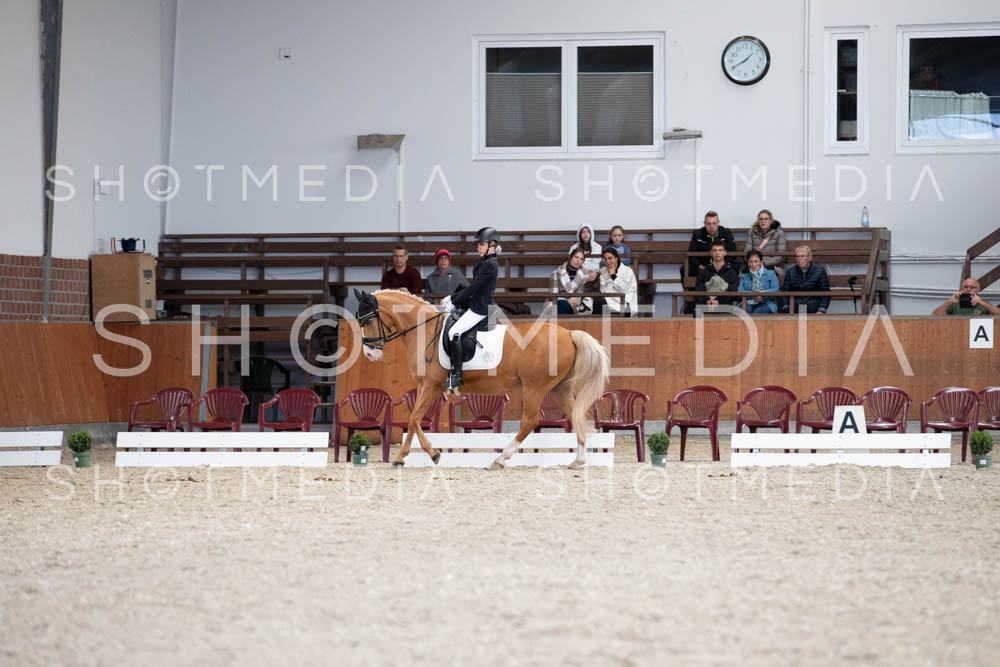 0077-250607-134658-KlasseL182