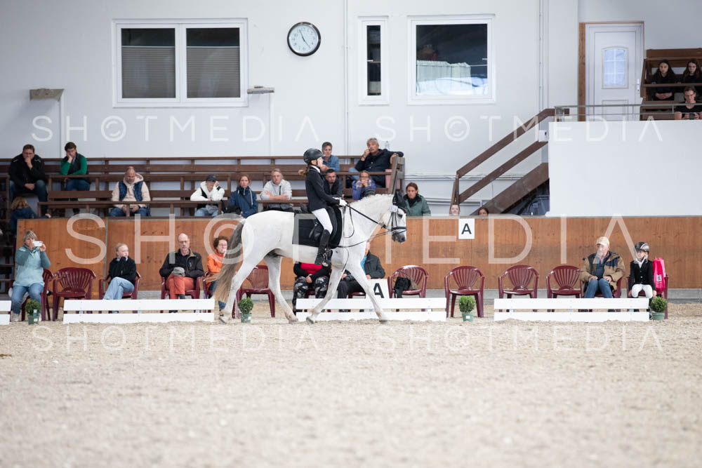 0077-250607-170331-DressurreiterWB