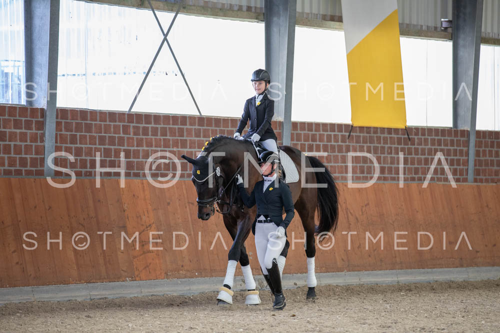 0078-250607-155158-Fuehrzuegel