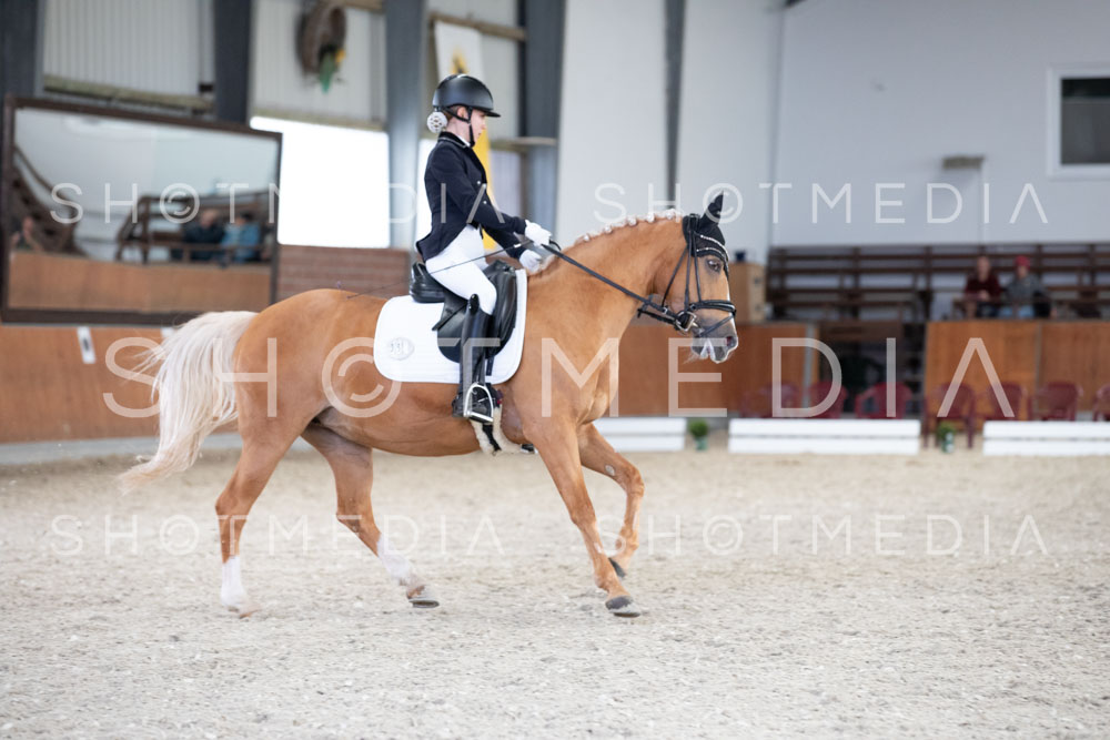 0079-250607-134707-KlasseL182