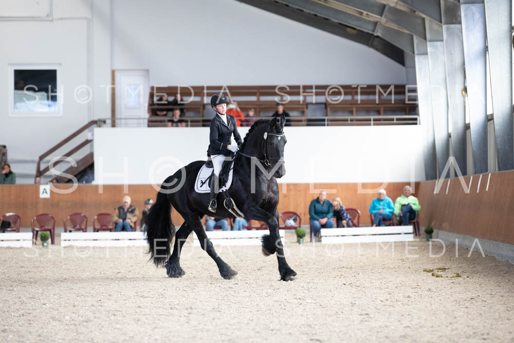 0079-250607-170348-DressurreiterWB