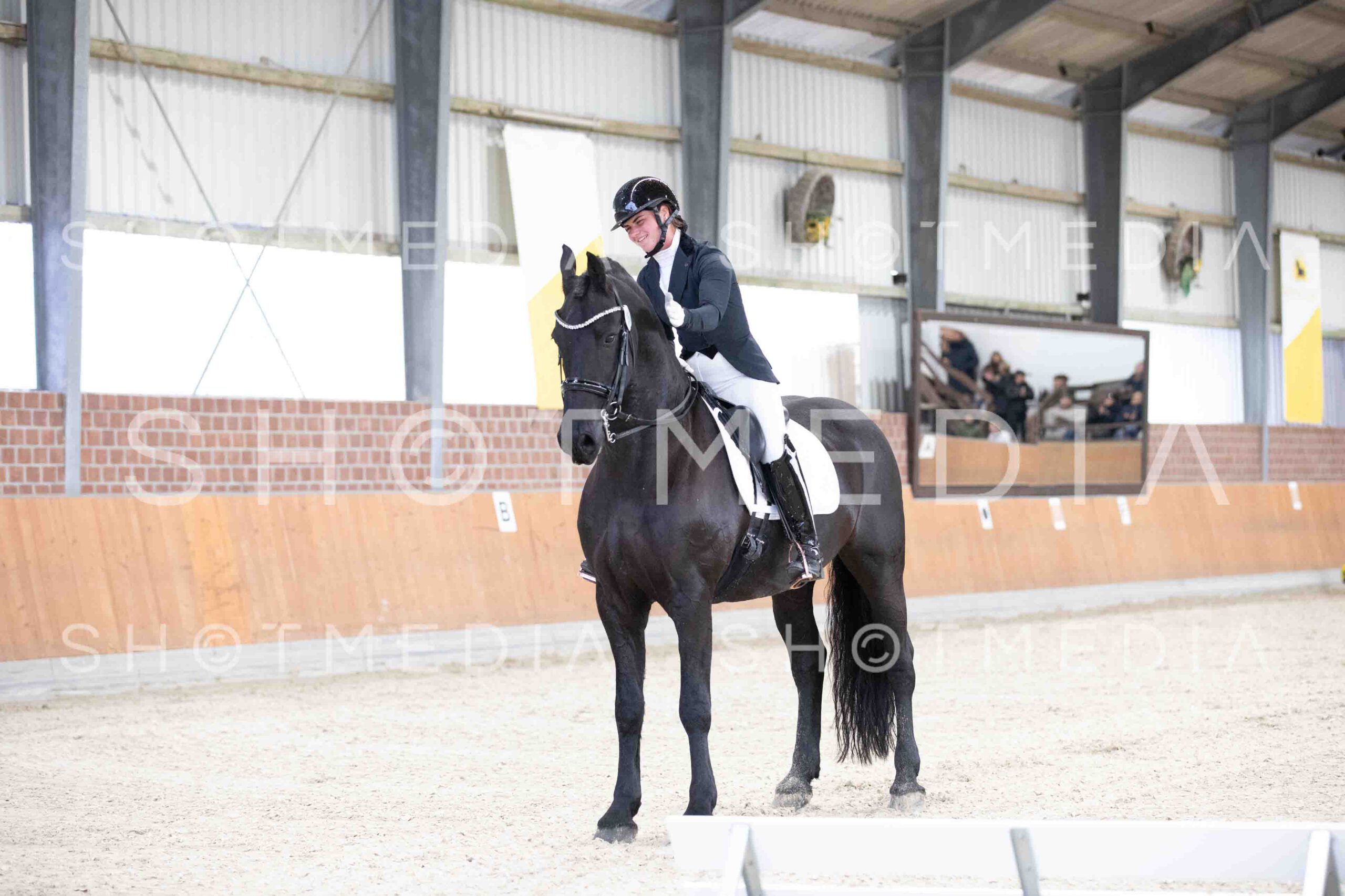 0083-135156-KlasseM-Herbst25