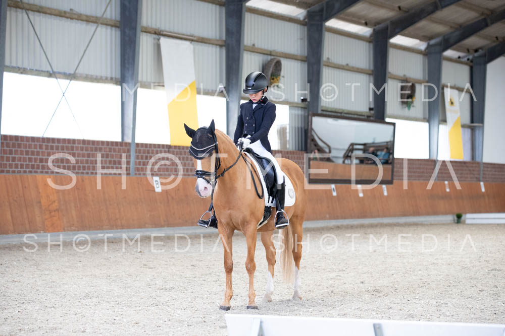 0083-250607-134900-KlasseL182