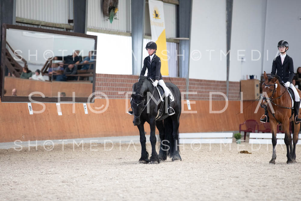 0089-250607-170453-DressurreiterWB