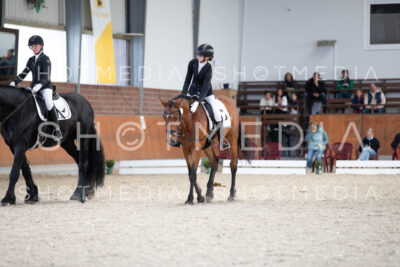 0095-250607-170505-DressurreiterWB