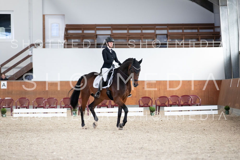 0101-250607-135248-KlasseL182