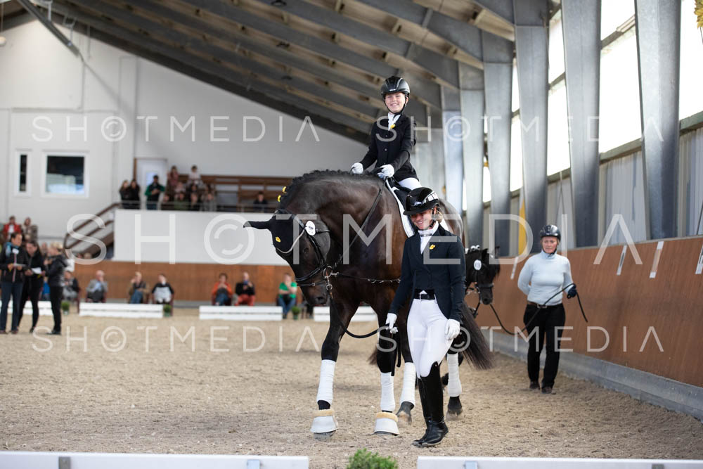 0101-250607-155649-Fuehrzuegel