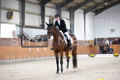 0102-115805-KlasseLTrense-Herbst25