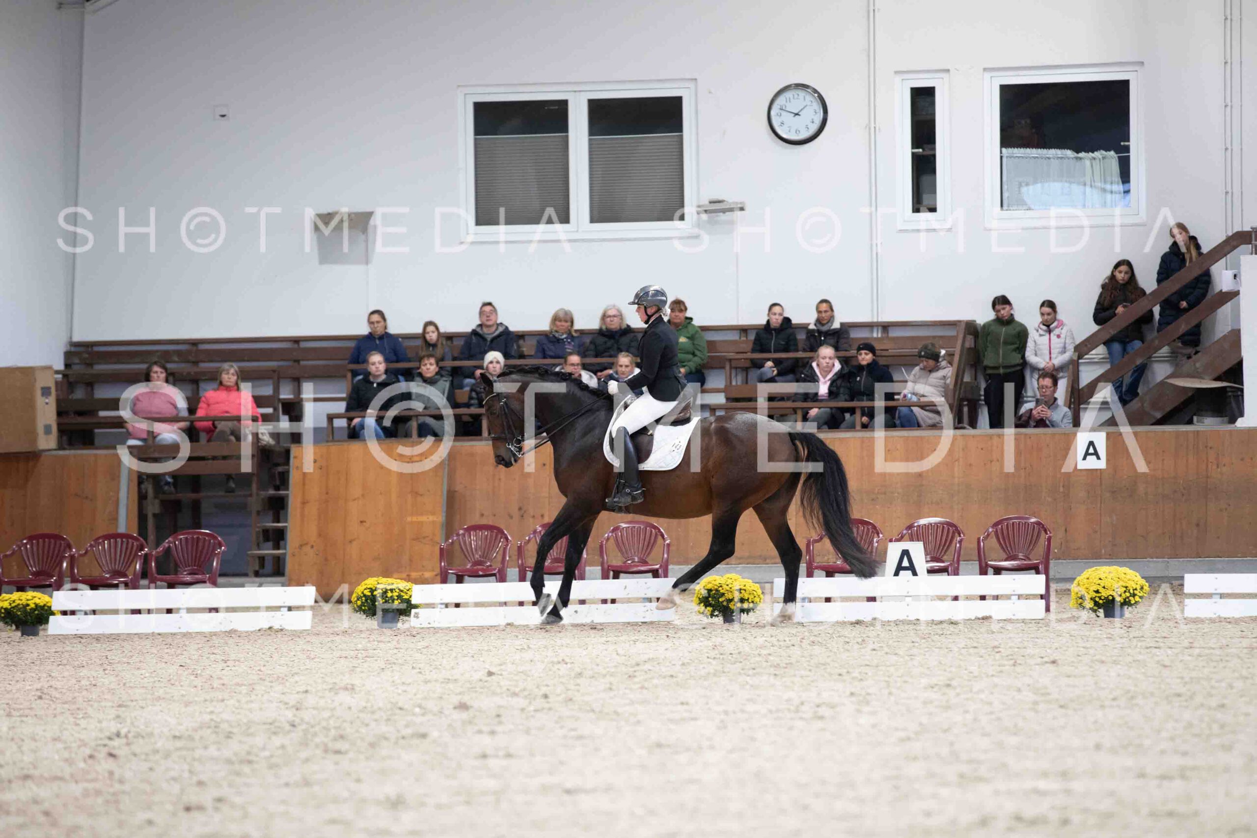 0103-135654-KlasseM-Herbst25