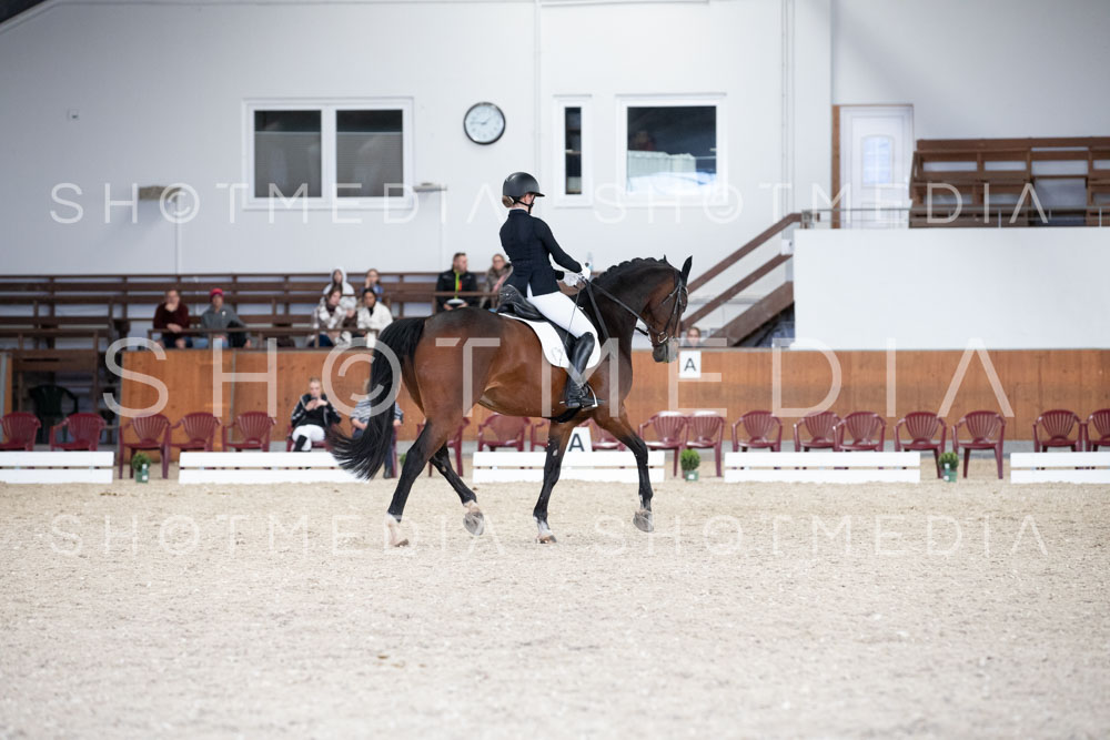 0104-250607-135307-KlasseL182