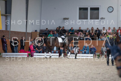 0114-250607-155834-Fuehrzuegel