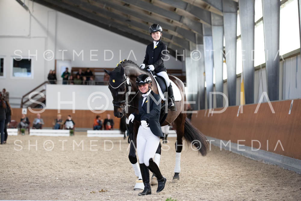 0120-250607-160009-Fuehrzuegel