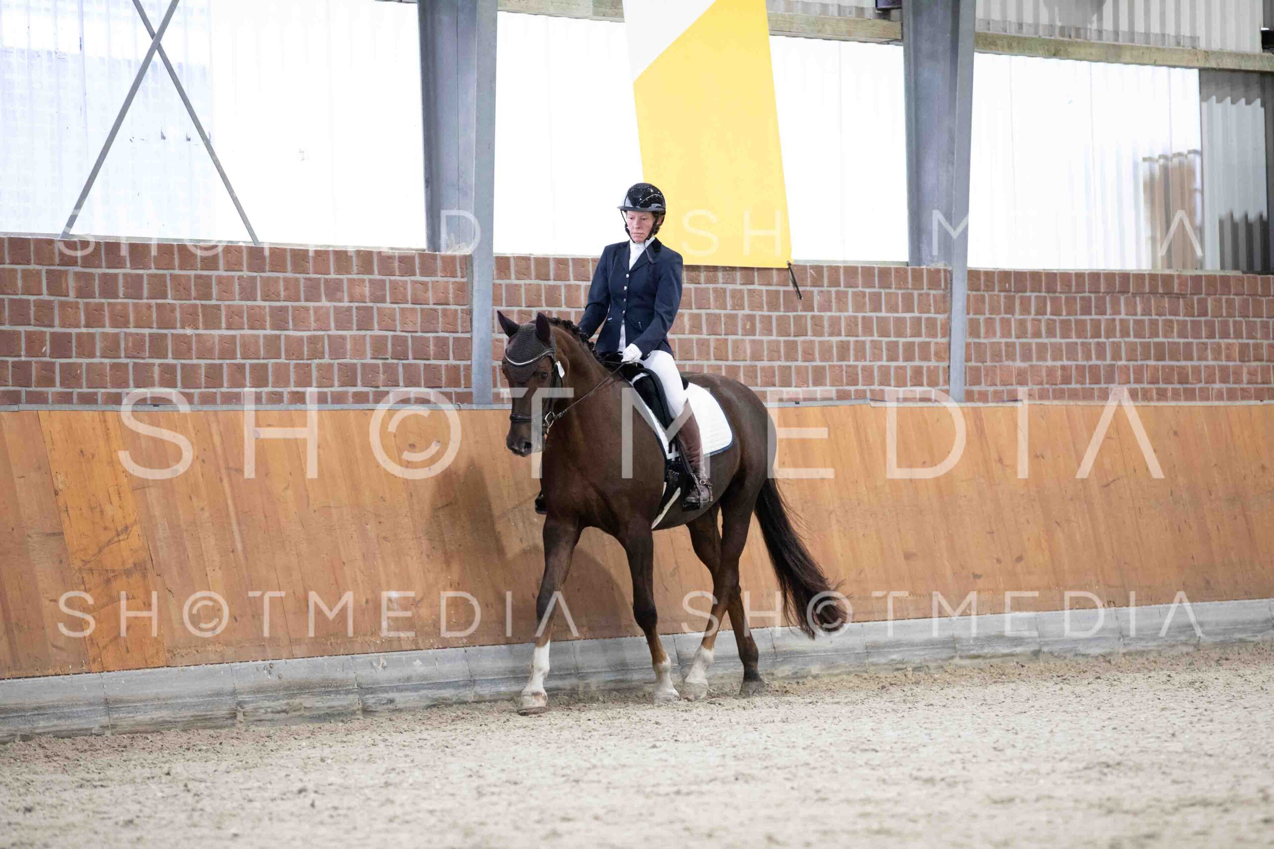 0121-120105-KlasseLTrense-Herbst25