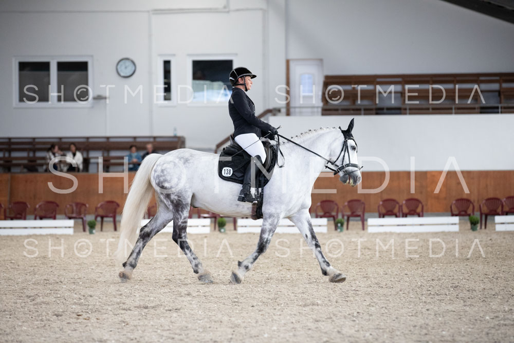 0121-250607-140456-KlasseL182