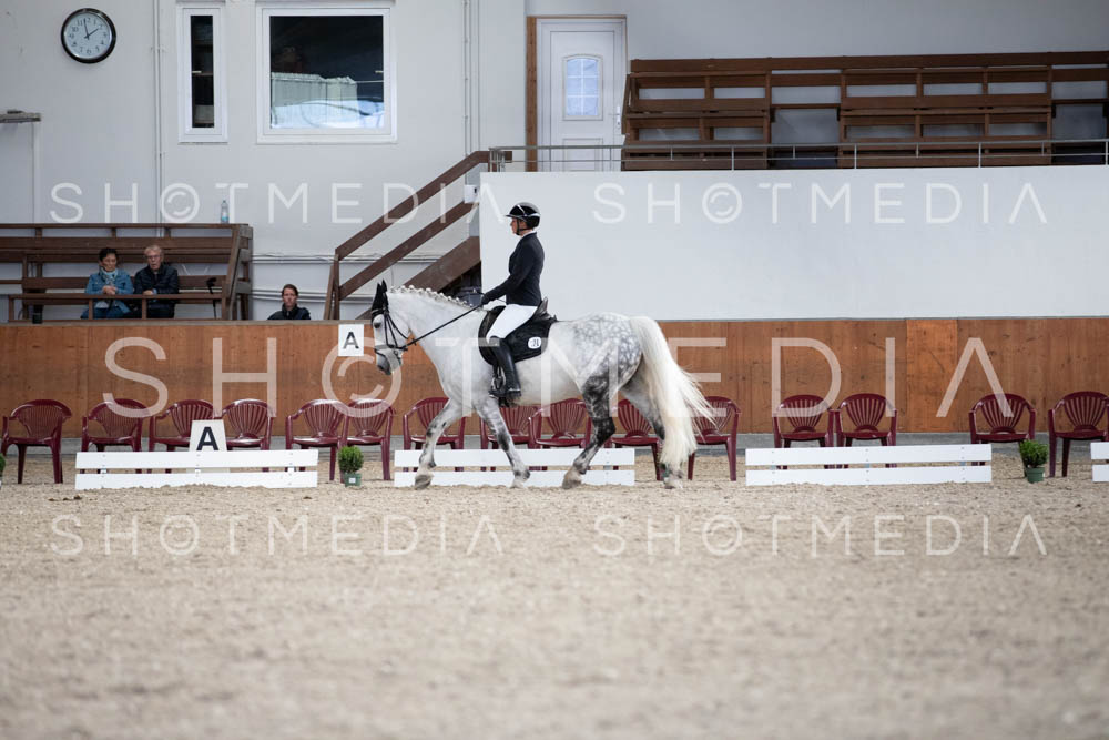 0122-250607-140506-KlasseL182