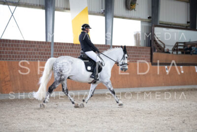 0124-250607-140533-KlasseL182