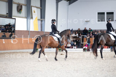 0124-250607-171136-DressurreiterWB