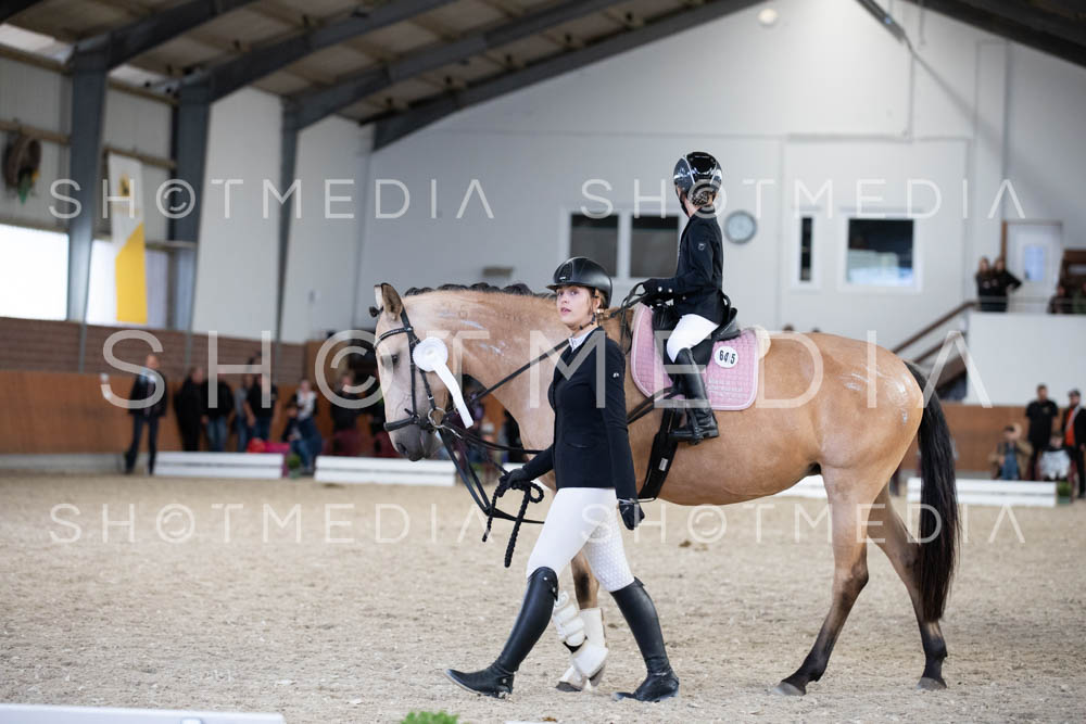 0130-250607-160847-Fuehrzuegel