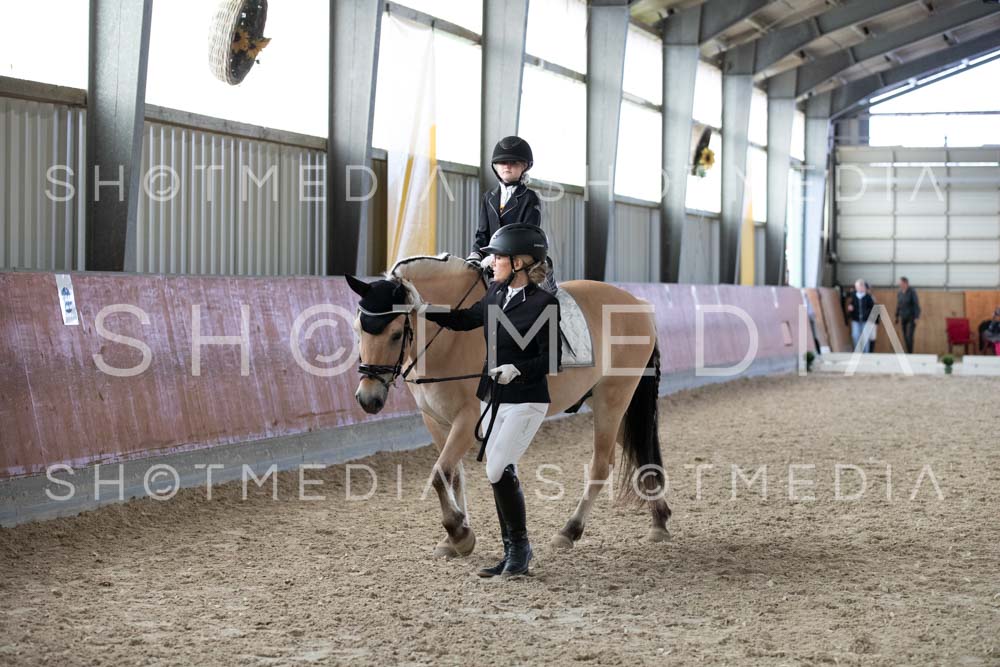 0134-250607-161222-Fuehrzuegel