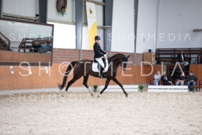 0137-250607-141129-KlasseL182