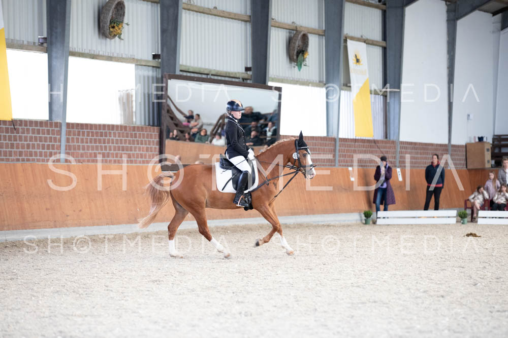 0143-250607-171431-DressurreiterWB