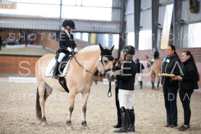 0154-250607-161816-Fuehrzuegel