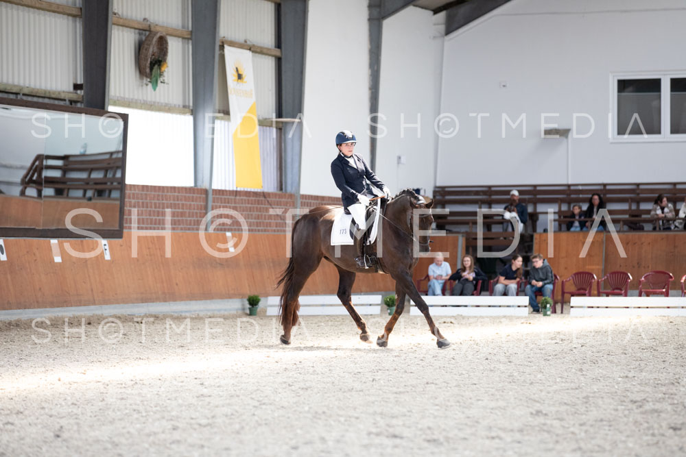 0163-250607-141822-KlasseL182