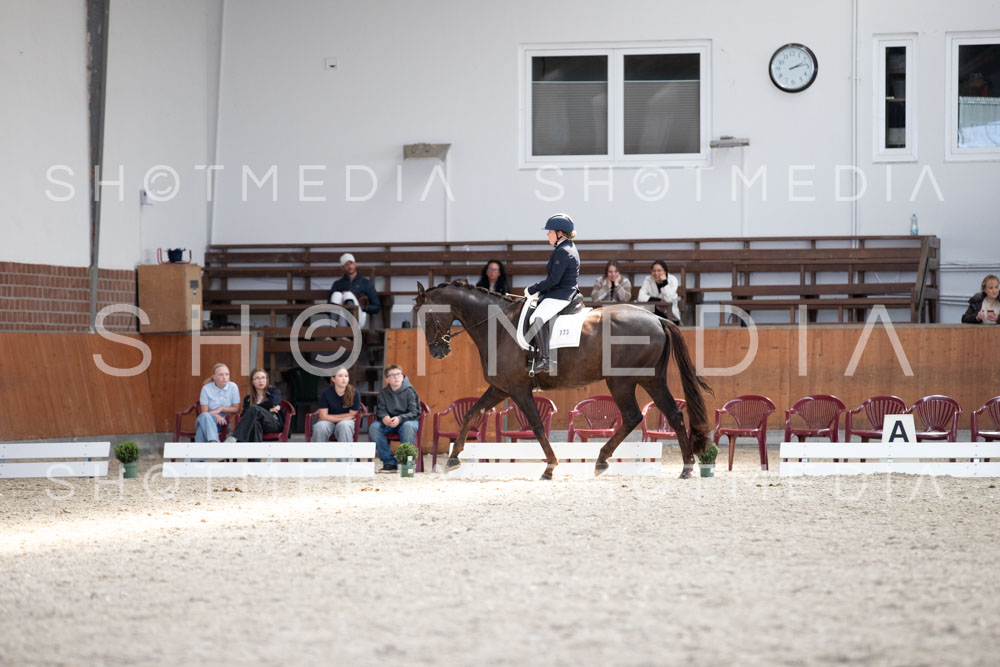 0176-250607-141915-KlasseL182