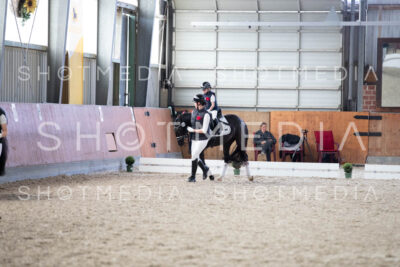 0193-250607-163056-Fuehrzuegel