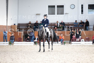 0204-250607-172418-DressurreiterWB