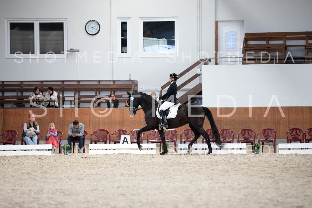 0205-250607-142601-KlasseL182